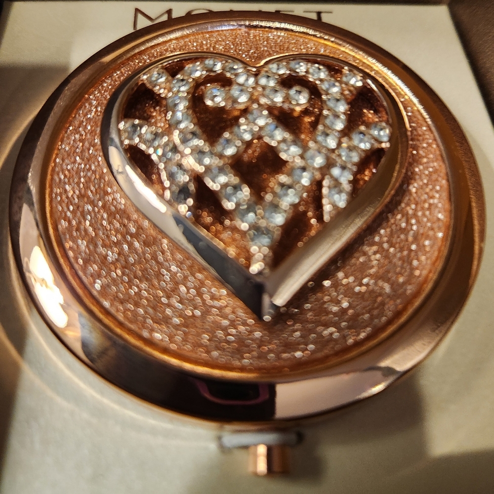 Monet Elegant Rose Gold Compact
